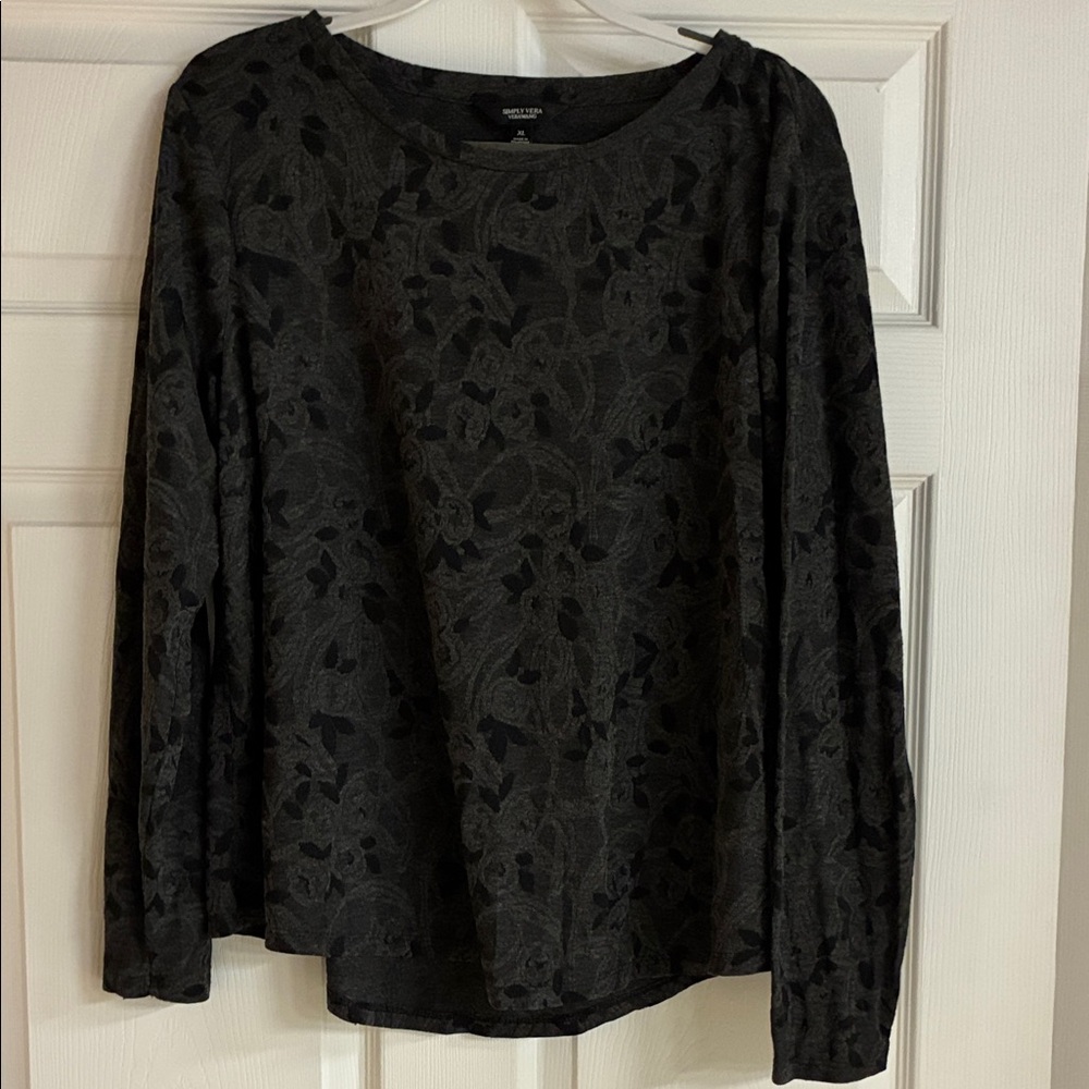Simply Vera Vera Wang Black Floral Jacquard Long Sleeve Tee